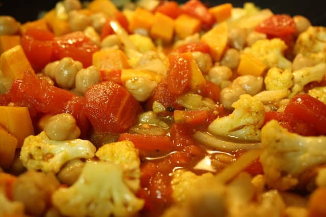  I was then educate for this calendar week to endure over  Fall Vegetable Curry alongside Cashew Quinoa