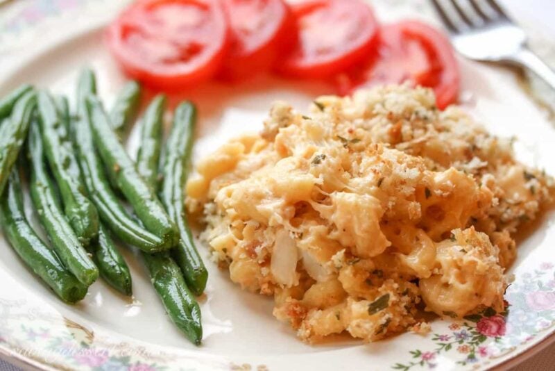 Creamy Baked Crab Mac-N-Cheese