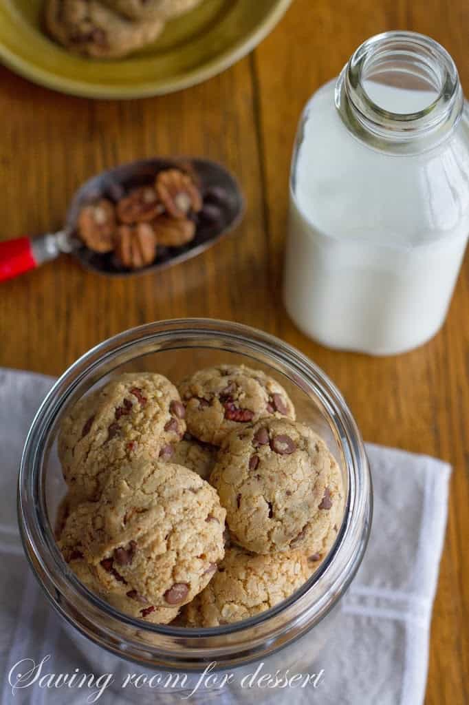Chocolate Chip Cookies with oats, pecans and browned butter