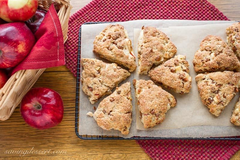  light together with fluffy amongst a crispy sweetness crust Apple Cinnamon Scones