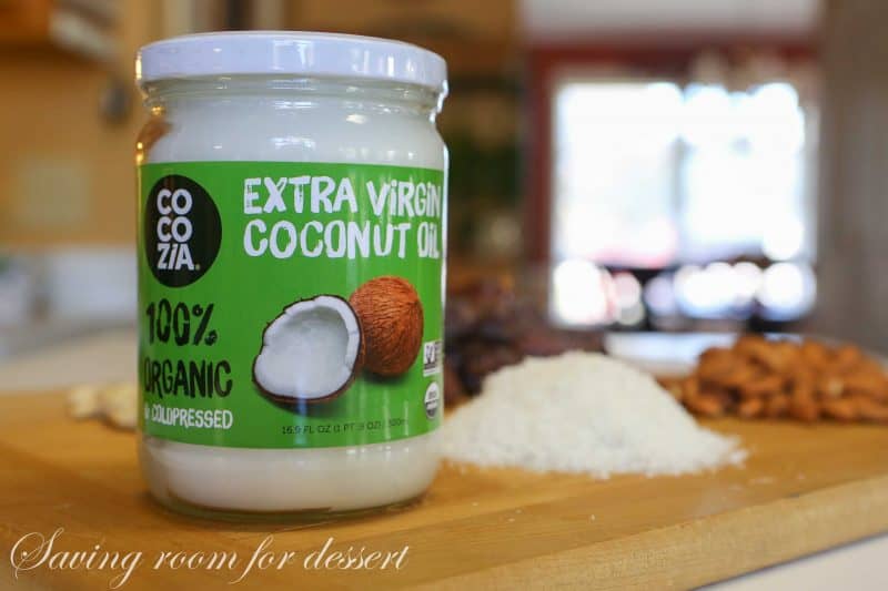 Coconut Cream Pie Larabars-1