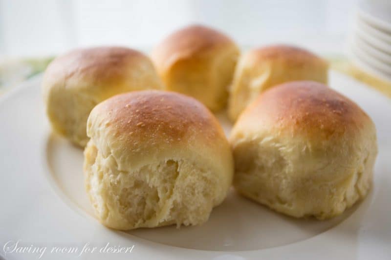 Easy Homemade Hawaiian Sweet Rolls -A lightly sweet roll flavored with pineapple juice for a hearty, fluffy, homemade treat that comes together in minutes. Terrific topped with ham, hot pepper jelly and your favorite cheese | www.savingdessert.com