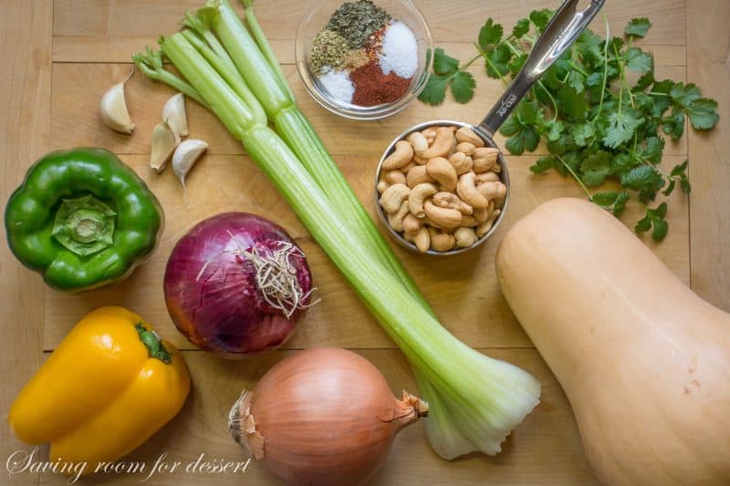 Butternut Cashew Chili ~ A delicious heart healthy, meatless chili with butternut squash and cashew nuts. www.savingdessert.com