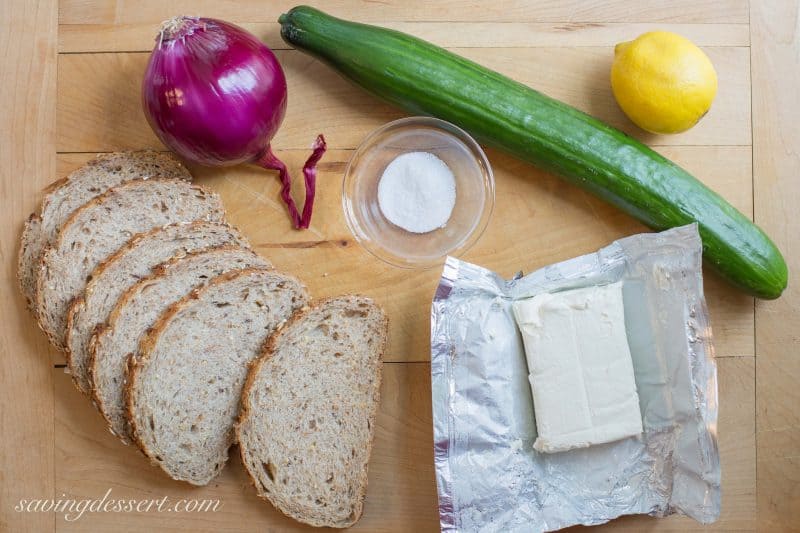 https://www.savingdessert.com/wp-content/uploads/2015/05/Smoked-Salmon-w-Cucumber-Cream-Cheese-1-800x533.jpg