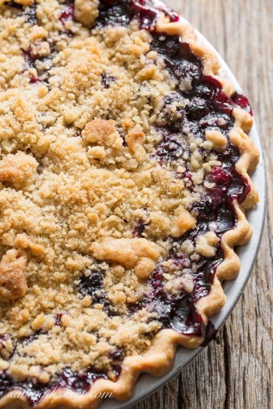 Blueberry Crumble Pie-8