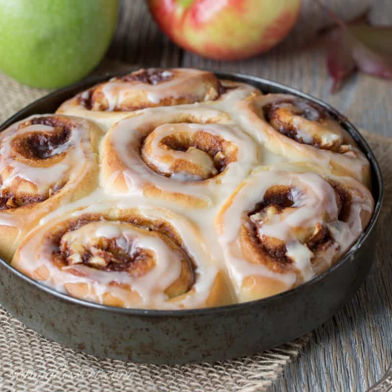 Apple cinnamon rolls in a pan