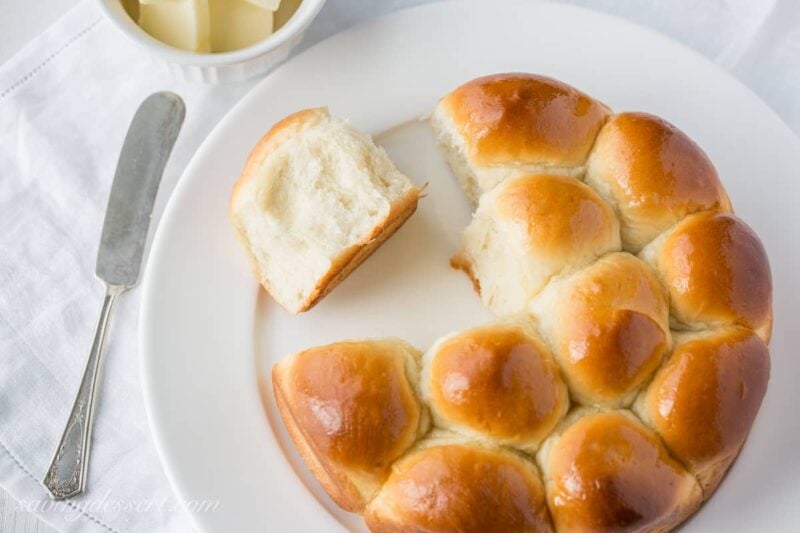 90 Minute Dinner Rolls - quick, easy and delicious!