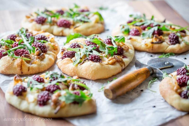 Blackberry & Brie Mini-Pizzas | www.savingdessert.com