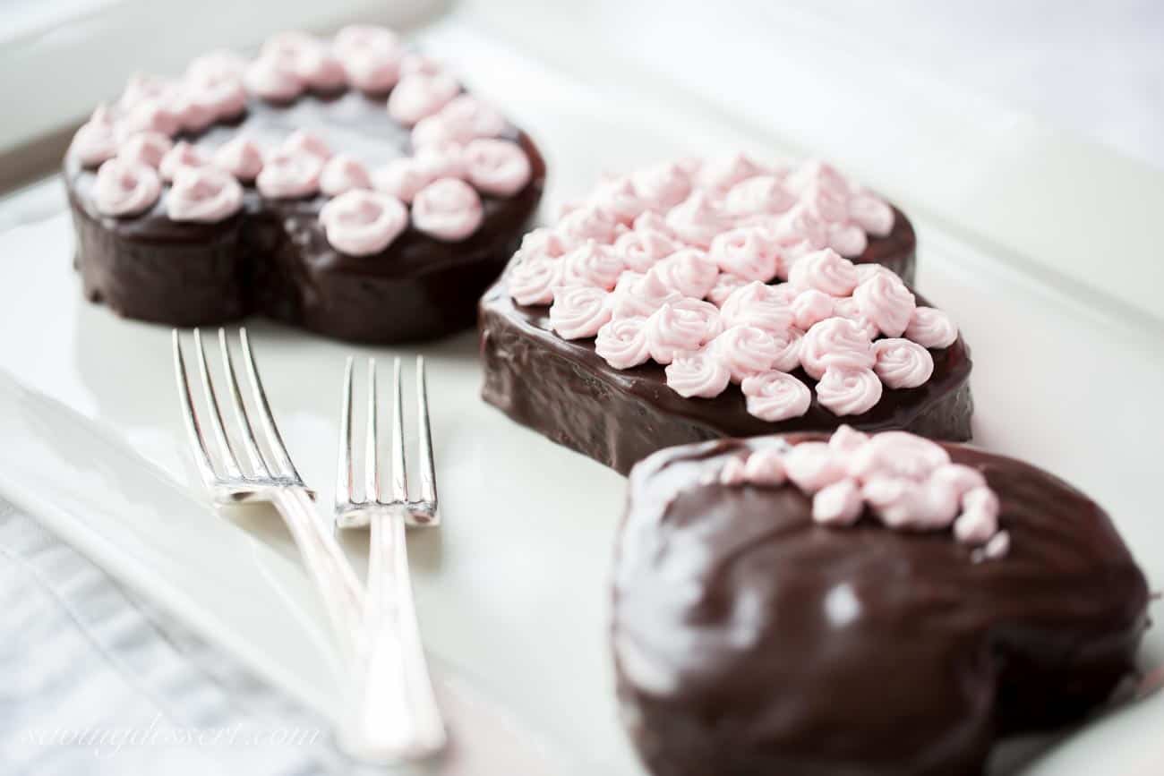 chocolate-heart-cakes-4-saving-room-for-dessert