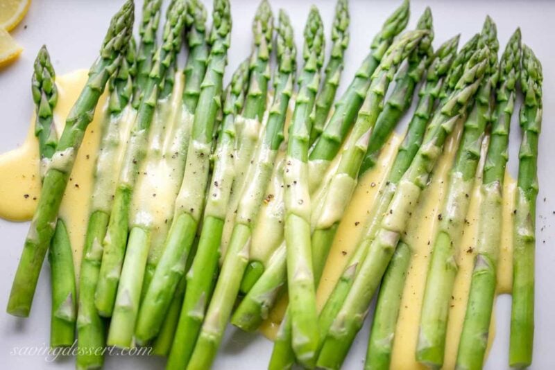 Fresh Spring Asparagus with Hollandaise Sauce