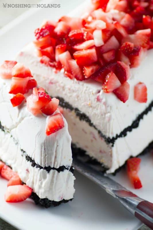 Frozen-Strawberry-Easy-Dessert_-Custom
