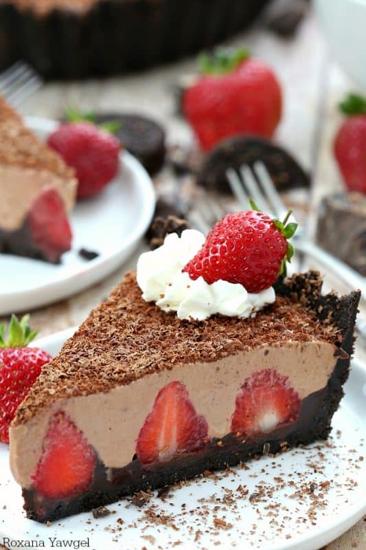 no-bake-strawberry-chocolate-pie-recipe-3