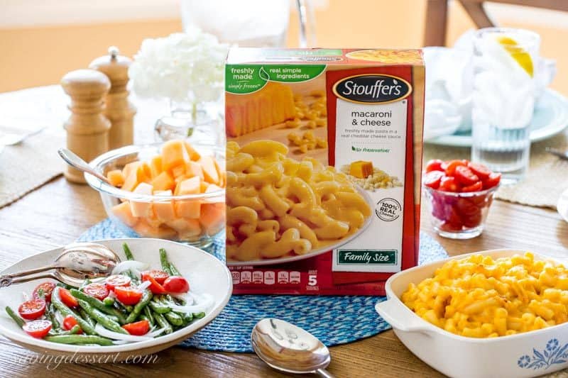 #sponsored Oven Roasted Green Beans ~ served with onions, tomatoes and @Stouffer's Macaroni and Cheese for a balanced and nutritious plate to accommodate your busy lifestyle! #BalanceYourPlate #CLVR www.savingdessert.com