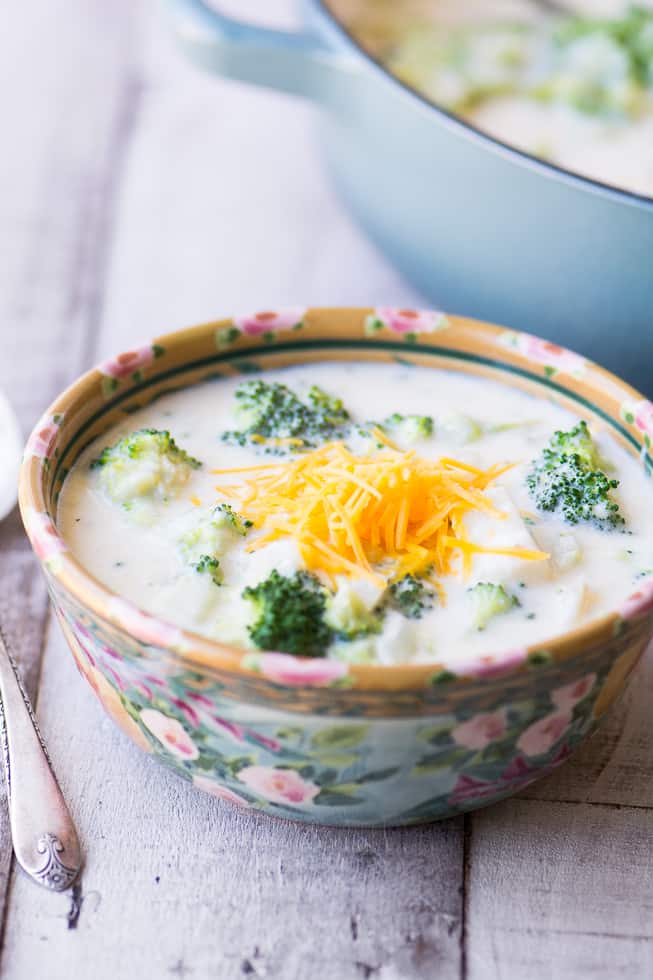 23 Delicious Soup Recipes perfect for fall cooking that will warm your bones, and fill you up with fresh, healthy, seasonal ingredients. savingdessert.com #savingroomfordessert #soup #healthysoup