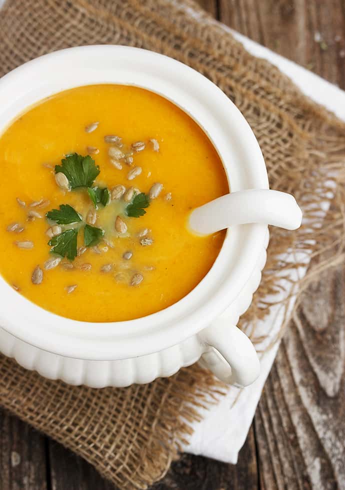 23 Delicious Soup Recipes perfect for fall cooking that will warm your bones, and fill you up with fresh, healthy, seasonal ingredients. savingdessert.com #savingroomfordessert #soup #healthysoup