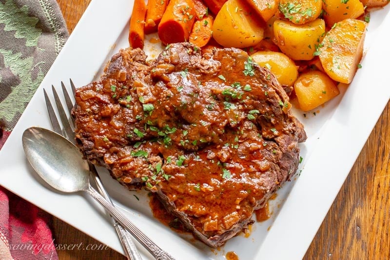 https://www.savingdessert.com/wp-content/uploads/2018/10/Oven-Braised-Pot-Road-1.jpg