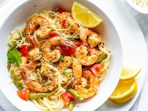 Easy Shrimp Scampi Recipes, Quick Shrimp Scampi Recipe Eatingwell : Our easy shrimp scampi recipe takes only oil, garlic, shrimp, salt, white wine, lemon and carnation evaporated milk.