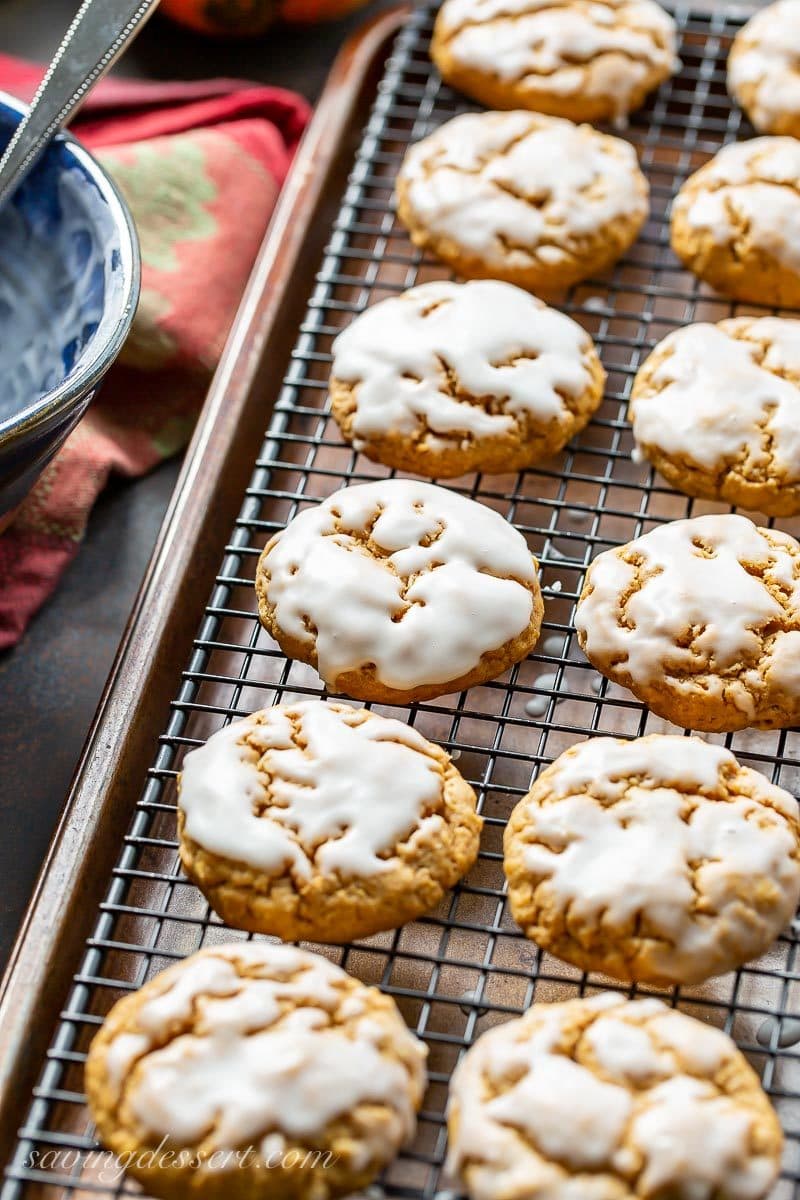 A cooling rack with spiced pumpkin oatmeal cookies