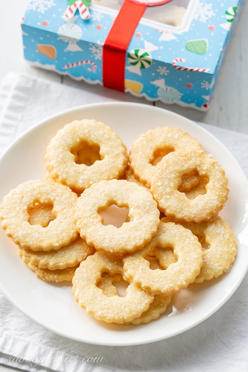 A plate of butter cookies shaped like wreaths