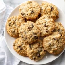 A plate of oatmeal raisin cookies