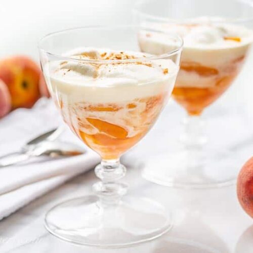Glasses of peaches and cream