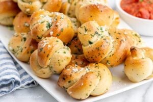 close up of buttered garlic knots