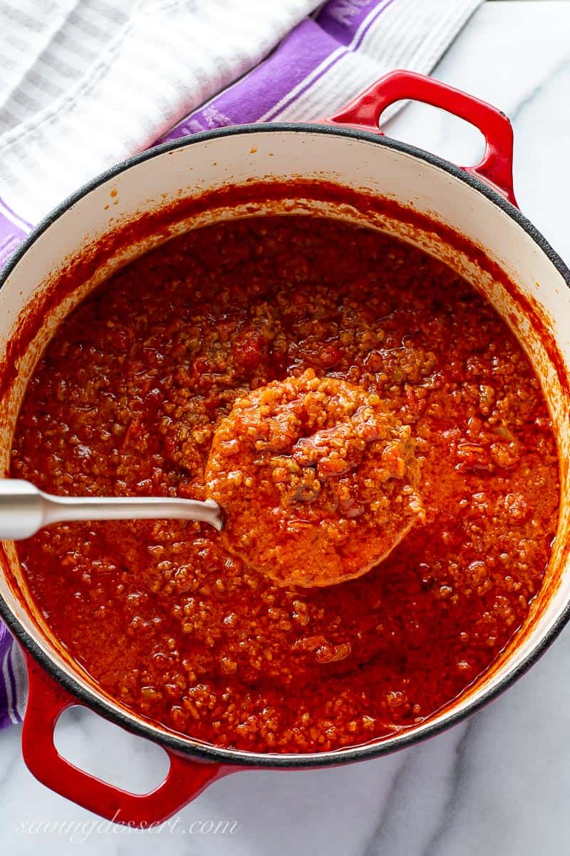 A pot of meaty bolognese sauce